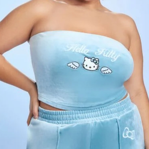 F21 X Hello Kitty Velour Tube Top 3X - Picture 4 of 5